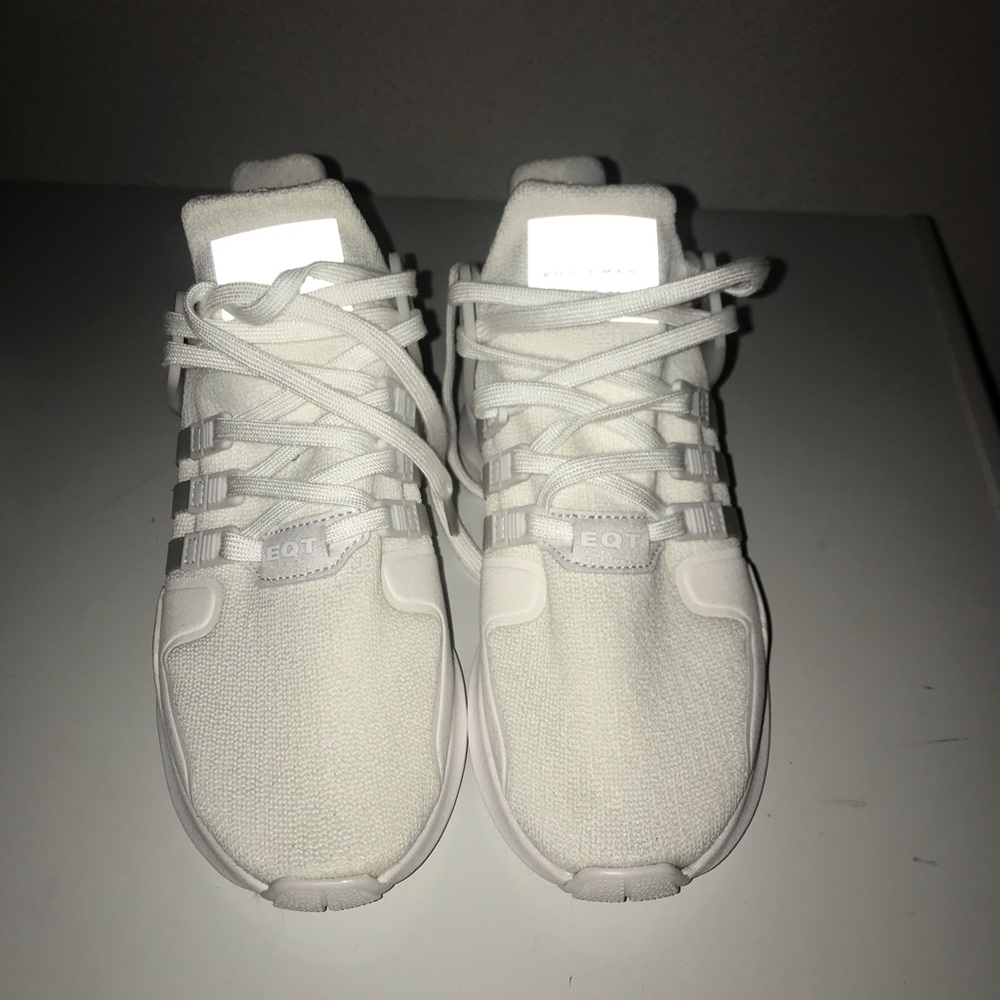 🚫SOLD🚫White adidas eqt 4.5y